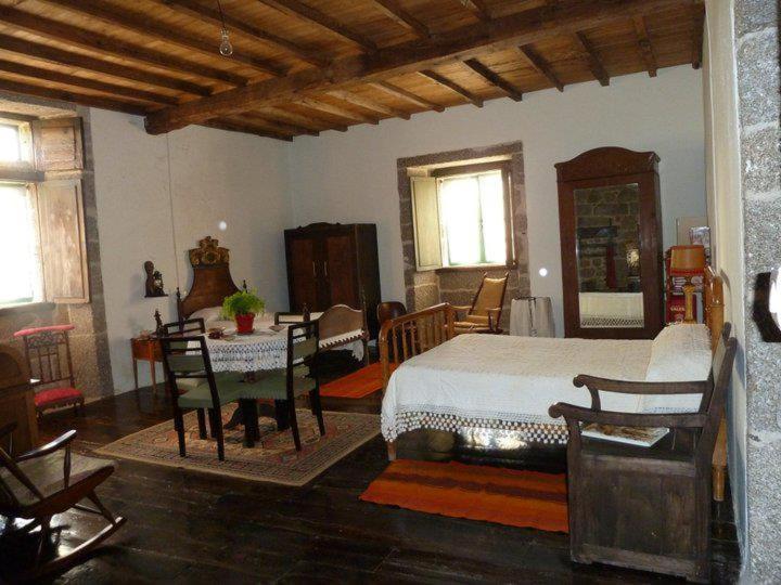 דירות לוגו Casa Do Pacio Sabadelle מראה חיצוני תמונה