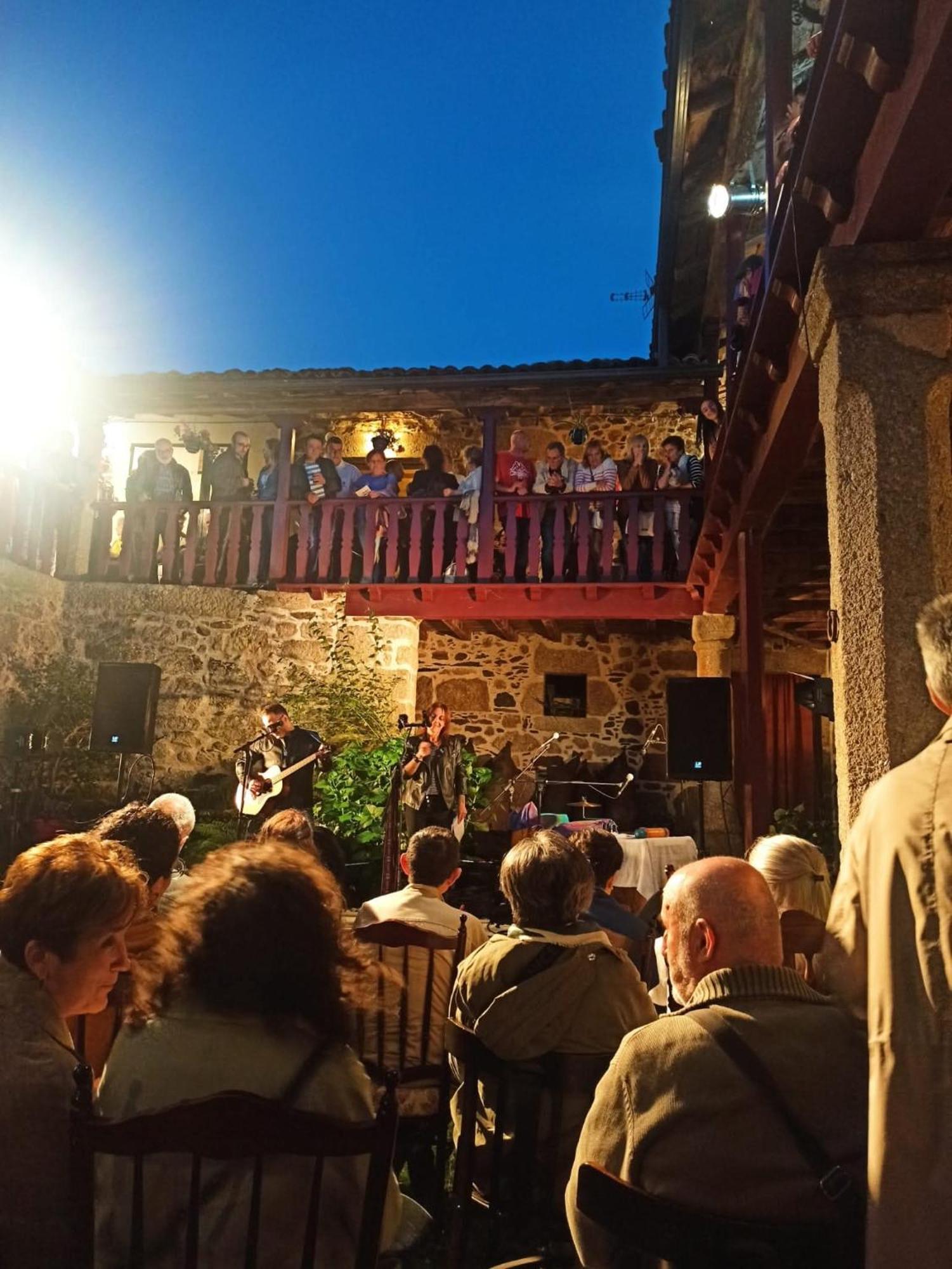 דירות לוגו Casa Do Pacio Sabadelle מראה חיצוני תמונה