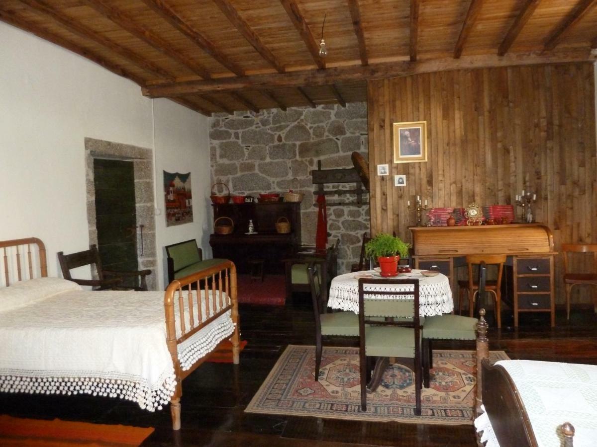 דירות לוגו Casa Do Pacio Sabadelle מראה חיצוני תמונה
